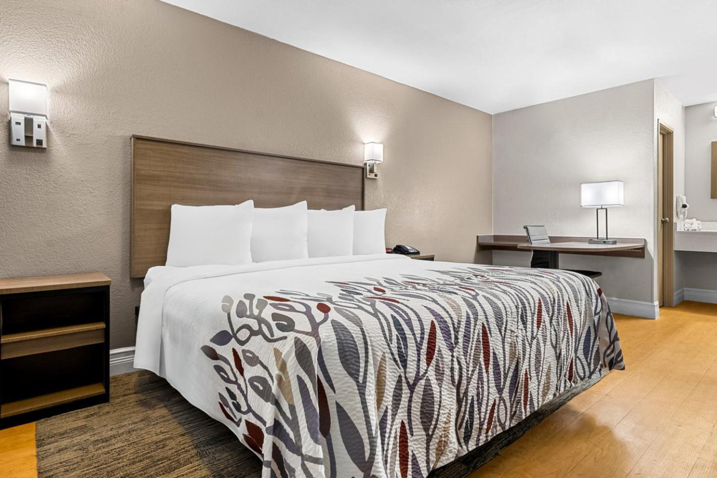 Red Roof Inn Tampa Fairgrounds - Casino Mango Εξωτερικό φωτογραφία