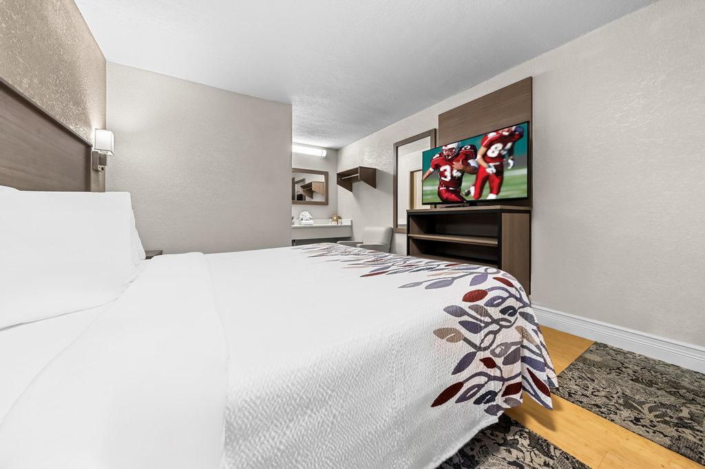 Red Roof Inn Tampa Fairgrounds - Casino Mango Εξωτερικό φωτογραφία