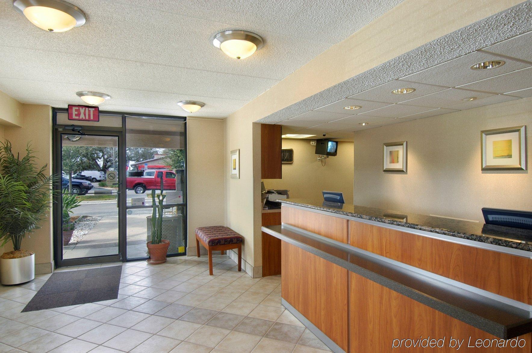 Red Roof Inn Tampa Fairgrounds - Casino Mango Εξωτερικό φωτογραφία