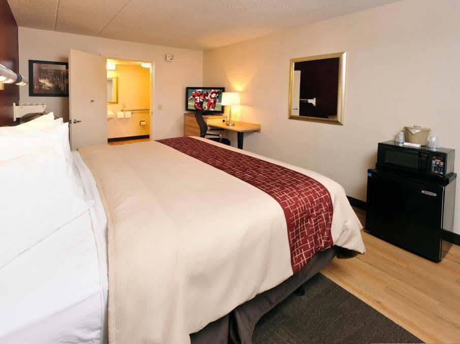 Red Roof Inn Tampa Fairgrounds - Casino Mango Εξωτερικό φωτογραφία