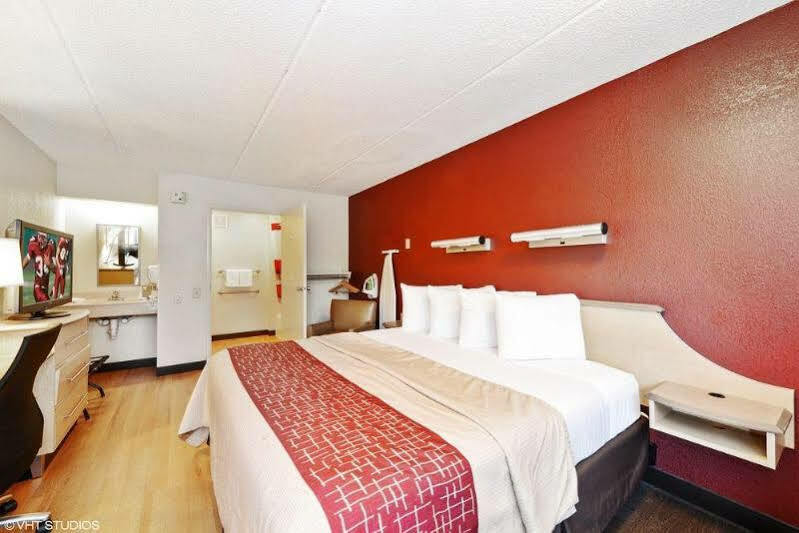 Red Roof Inn Tampa Fairgrounds - Casino Mango Εξωτερικό φωτογραφία