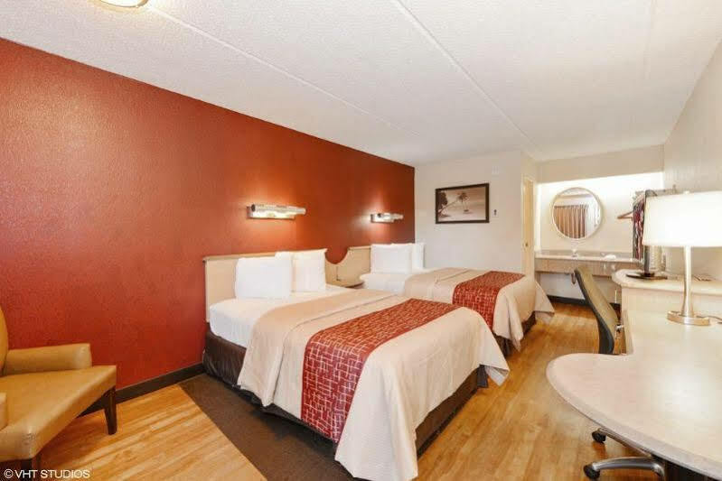 Red Roof Inn Tampa Fairgrounds - Casino Mango Εξωτερικό φωτογραφία